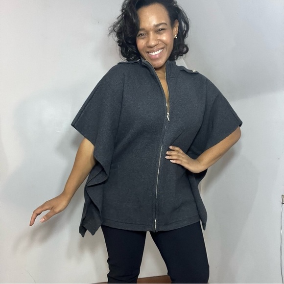 White House Black Market Sweaters - WHBM Dark Neutral Zip Up Cardigan Sweater Knit Cape Lagenlook Scandi Cozy Small